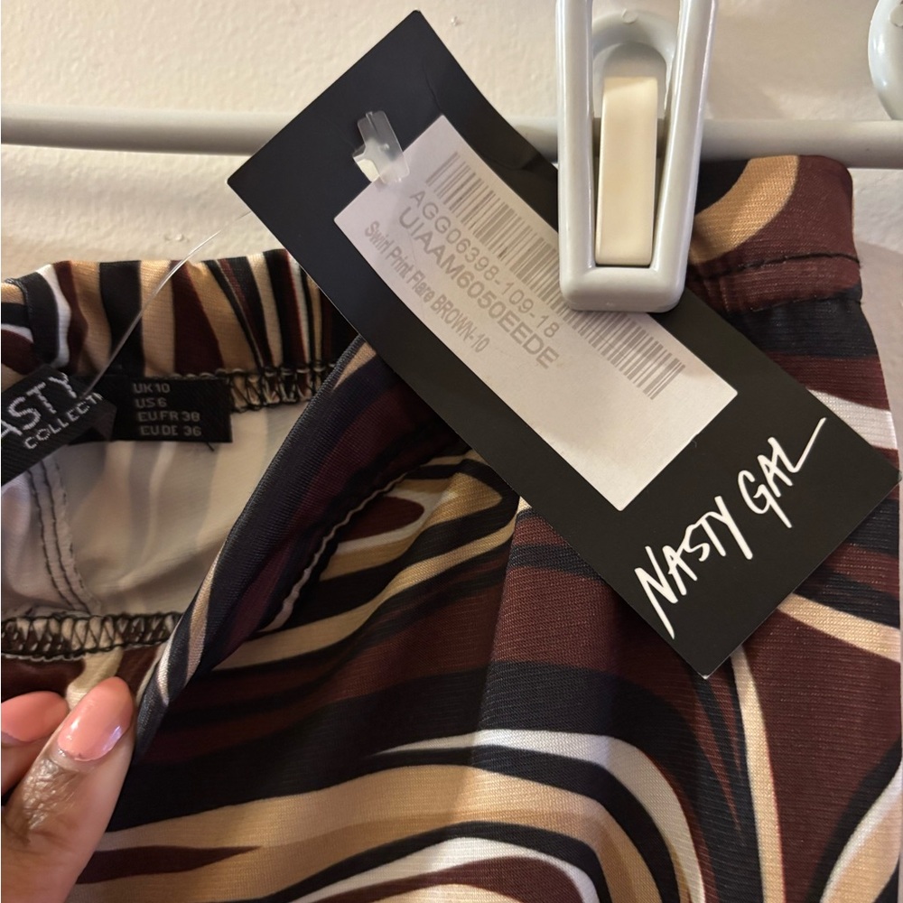Swirl Pattern Wide-Leg Pants - Picture 5 of 6